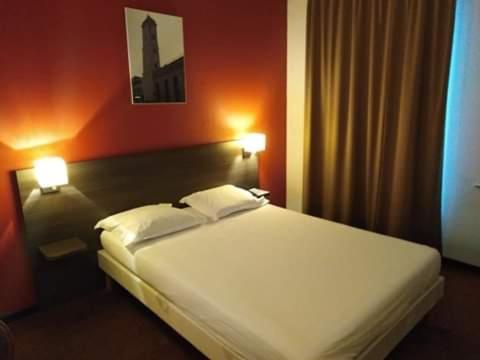 Studio Privatif Dans Hotel Residence Nimes Gare 外观 照片