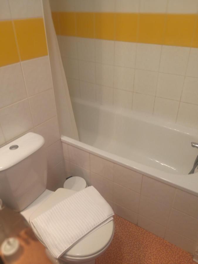 Studio Privatif Dans Hotel Residence Nimes Gare 外观 照片